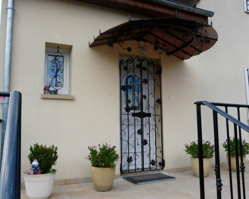 Porte d’entrée sur mesure métal
