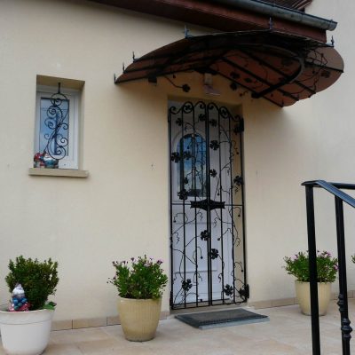 Porte d’entrée sur mesure métal